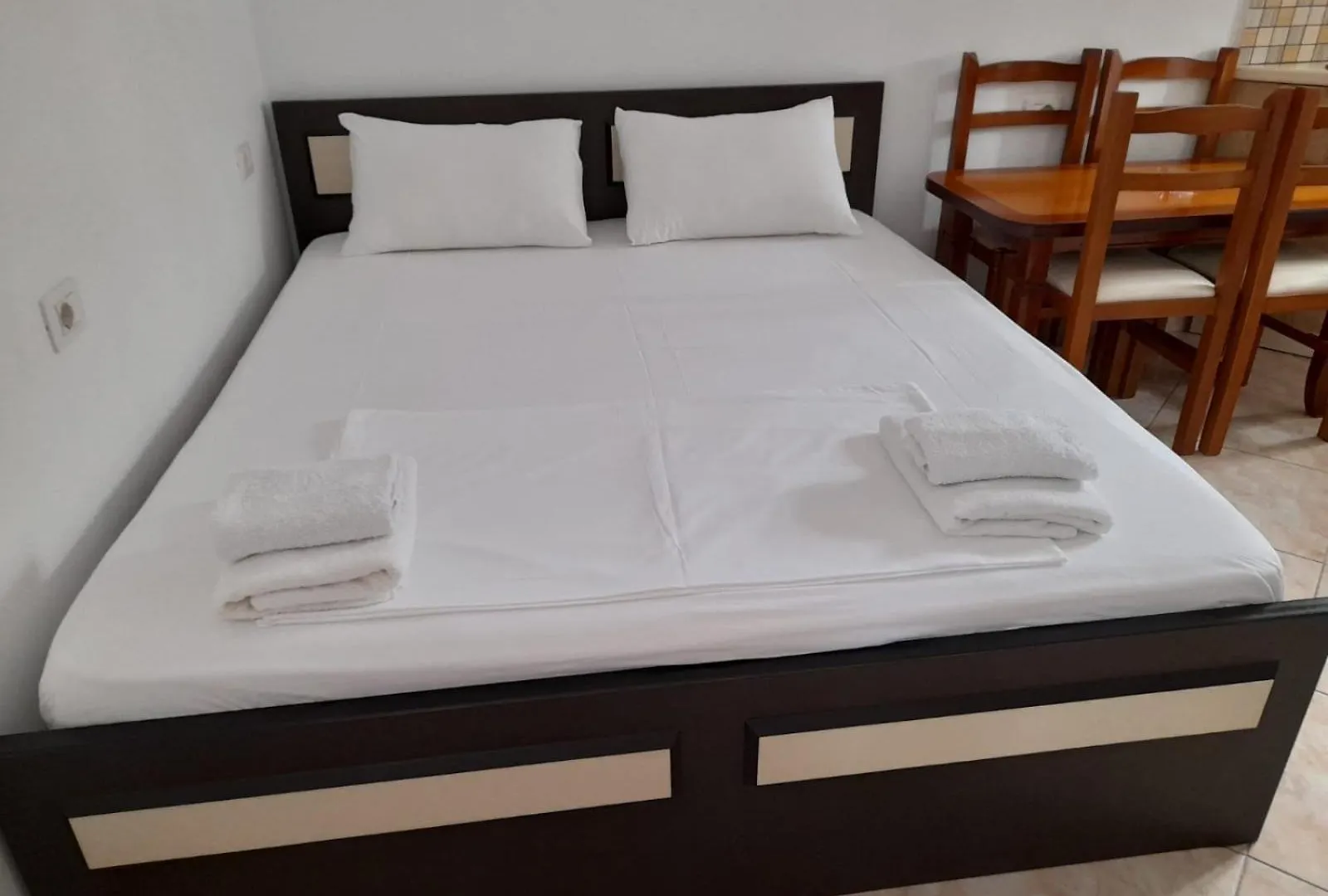 דירה קסאמיל Guesthouse Noan&Yliona אלבניה