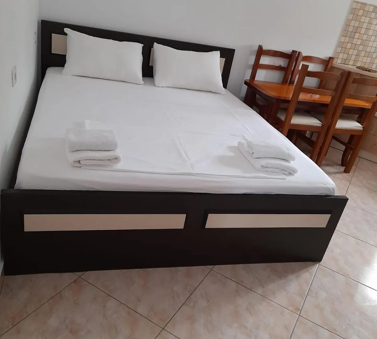 Guesthouse Noan&Yliona Εξαμίλιο 0*,  Αλβανία