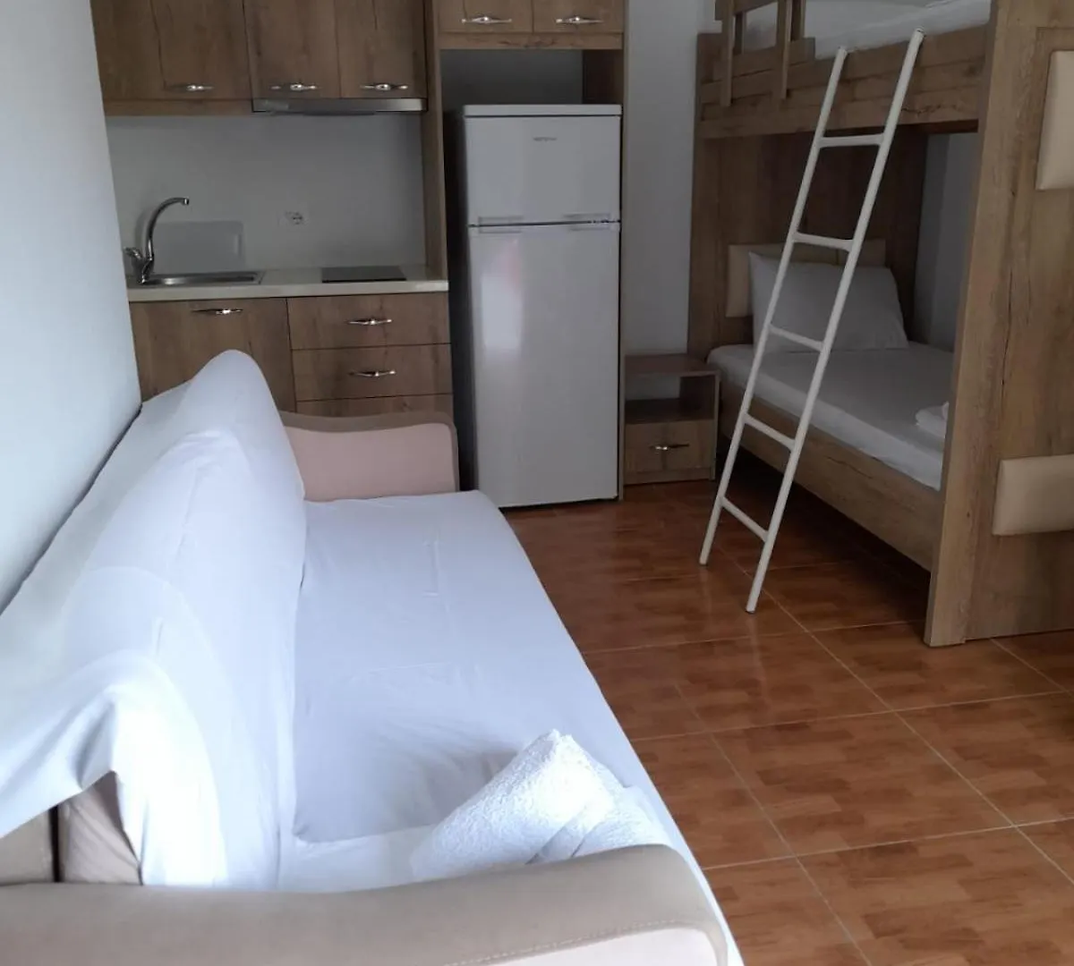 Διαμέρισμα Guesthouse Noan&Yliona Εξαμίλιο